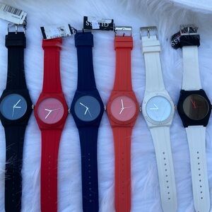 New GUESS Retro Pop Quartz Orange Dial Silicone Watch